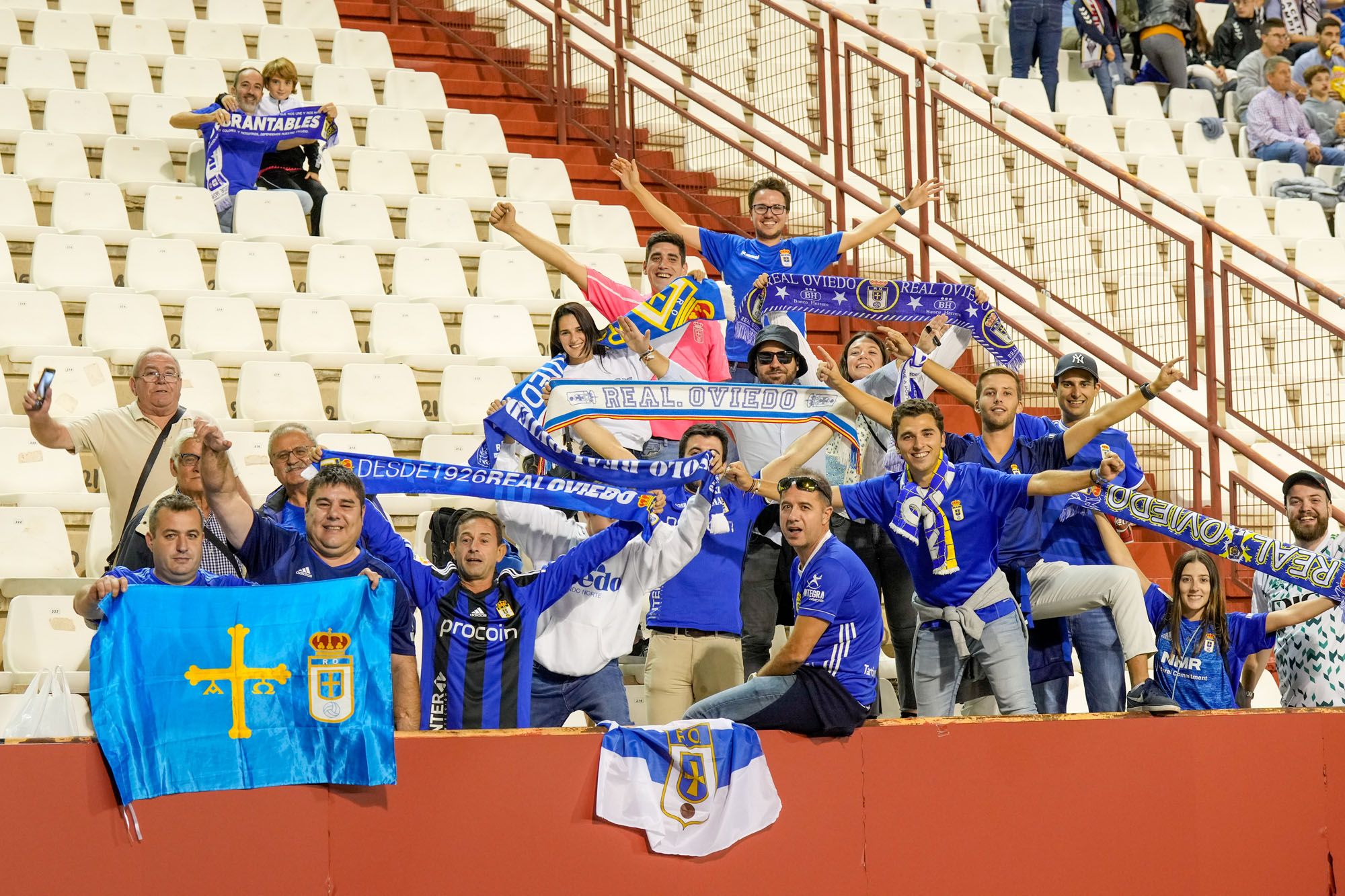 EN IMÁGENES: El Oviedo cae en Albacete y se instala en la zona de descenso: 1-0