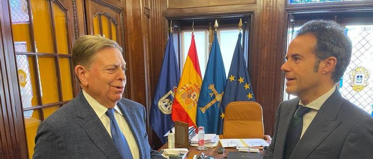 Alfredo Canteli, a la izquierda, y Nacho Cuesta