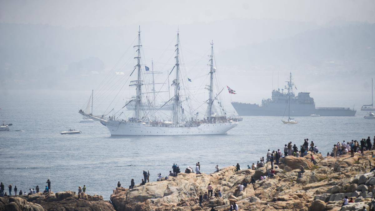 Embarcación de la Tall Ship Races en A Coruña en 2016.