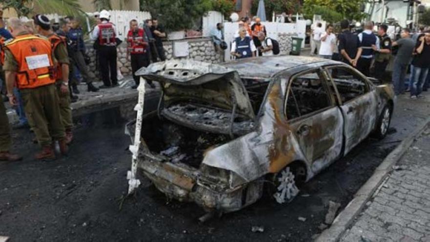 Explosión detrás de una ambulancia en Gaza