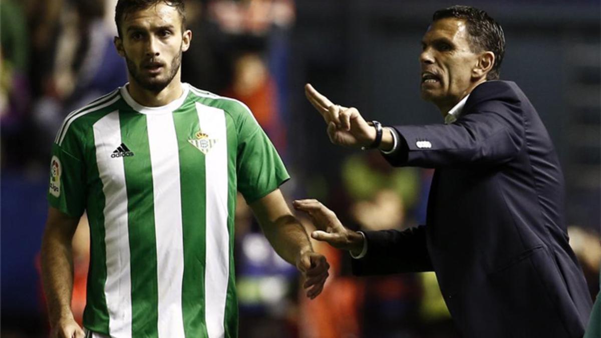 Gustavo Poyet confía en la reacción del Betis tras su triunfo ante Osasuna en El Sadar