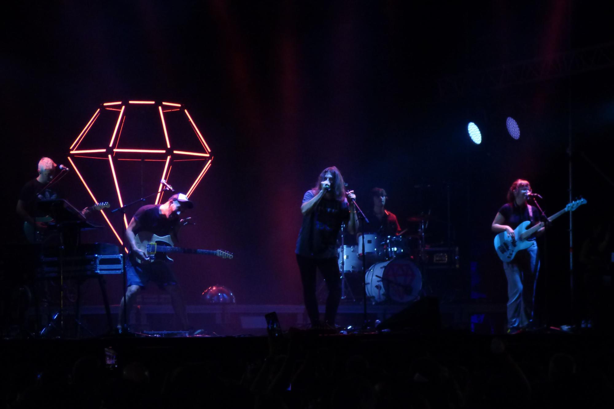 Diversitat musical en els concerts simultanis de la segona nit de l'Acústica