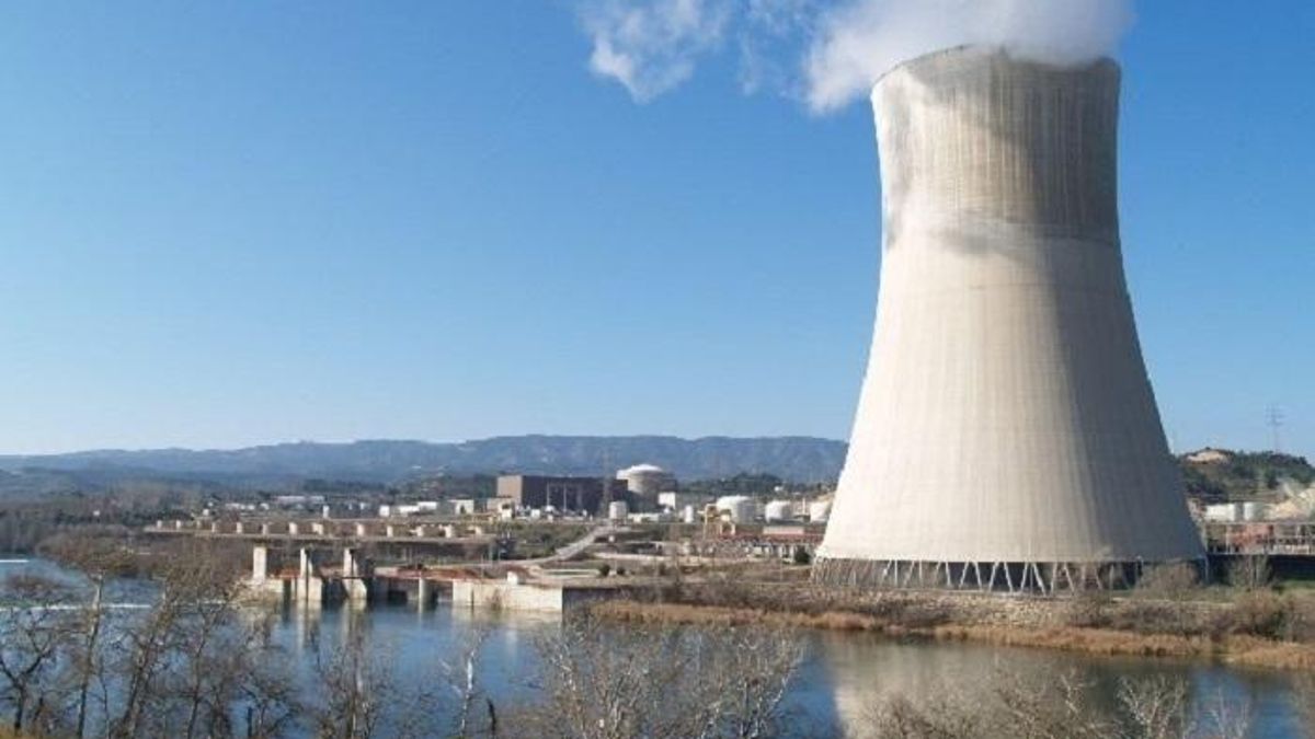 Una imagen de la central nuclear de Ascó, en Tarragona.
