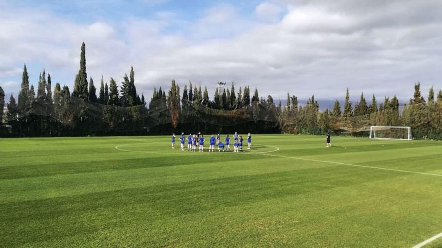 Imagen de uno de los campos de entrenamiento del complejo elegido por el CD Tenerife. | | E.D.