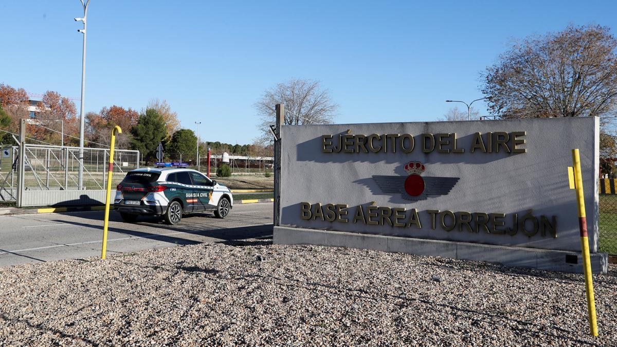 Entrada a la Base Aérea de Torrejón de Ardoz