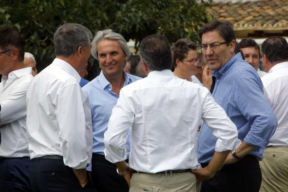 Empresas, bancos y Consell en almuerzo de trabajo con las Cámaras de Comercio de la C. Valenciana