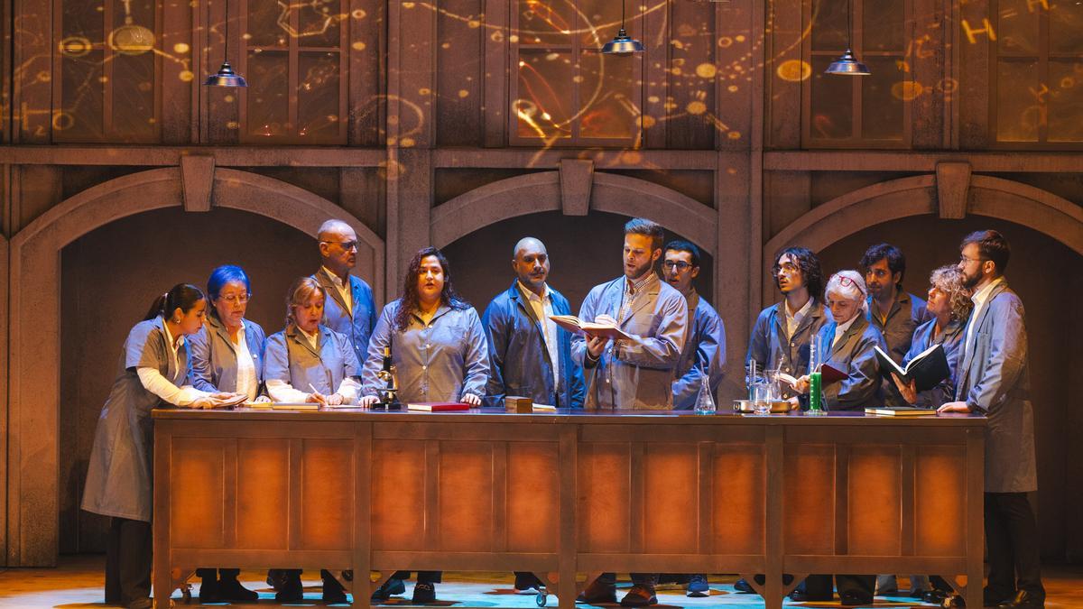 Escena de 'Negrín, la ópera'.