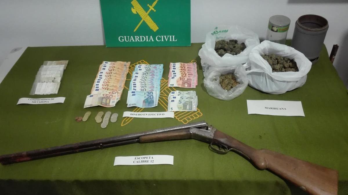 Detienen a un vecino de Villa del Río por cultivo y venta de drogas