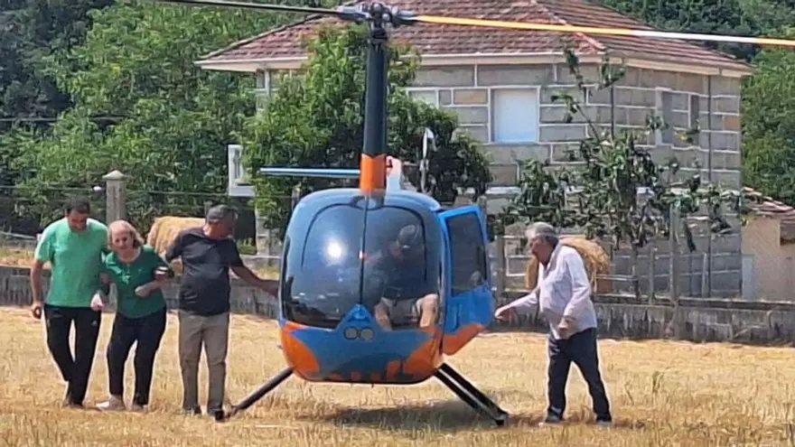 Un viaje de altos vuelos en la busca de un suculento plato en Ourense:«Tenemos dos clientes que llegan en su helicóptero para comer asado»