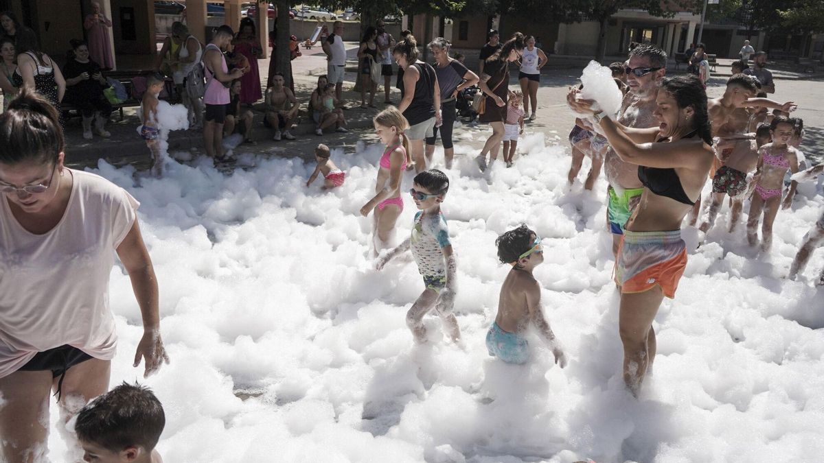 Busca't a les fotos de la Festa de l'Escuma a La Balconada
