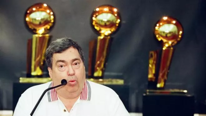 Fallece Jerry Krause, el arquitecto que contruyó los Bulls de Jordan