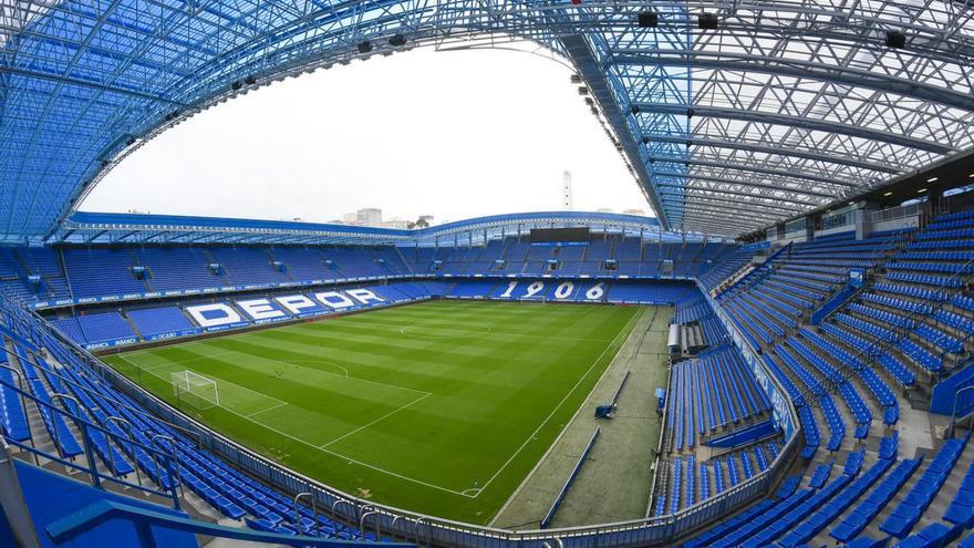 Vista general del interior del estadio de Riazor sin público. |  // RCD