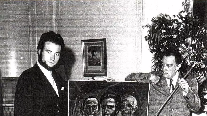 Regresa a Gran Canaria el cuerpo de Juan Ramírez, el "hijo espiritual" de Dalí