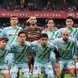 Los jugadores del Betis posan en San Mamés antes del partido contra el Athletic de LaLiga