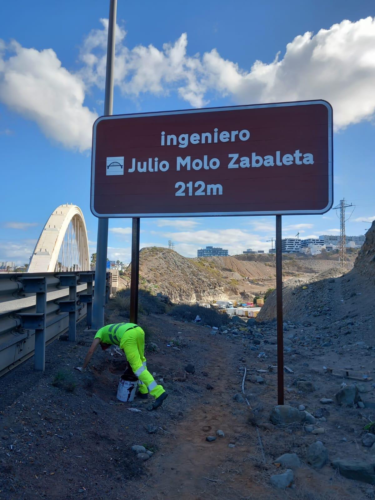 Nueva señalización a la entrada el viaducto de El Rincón.