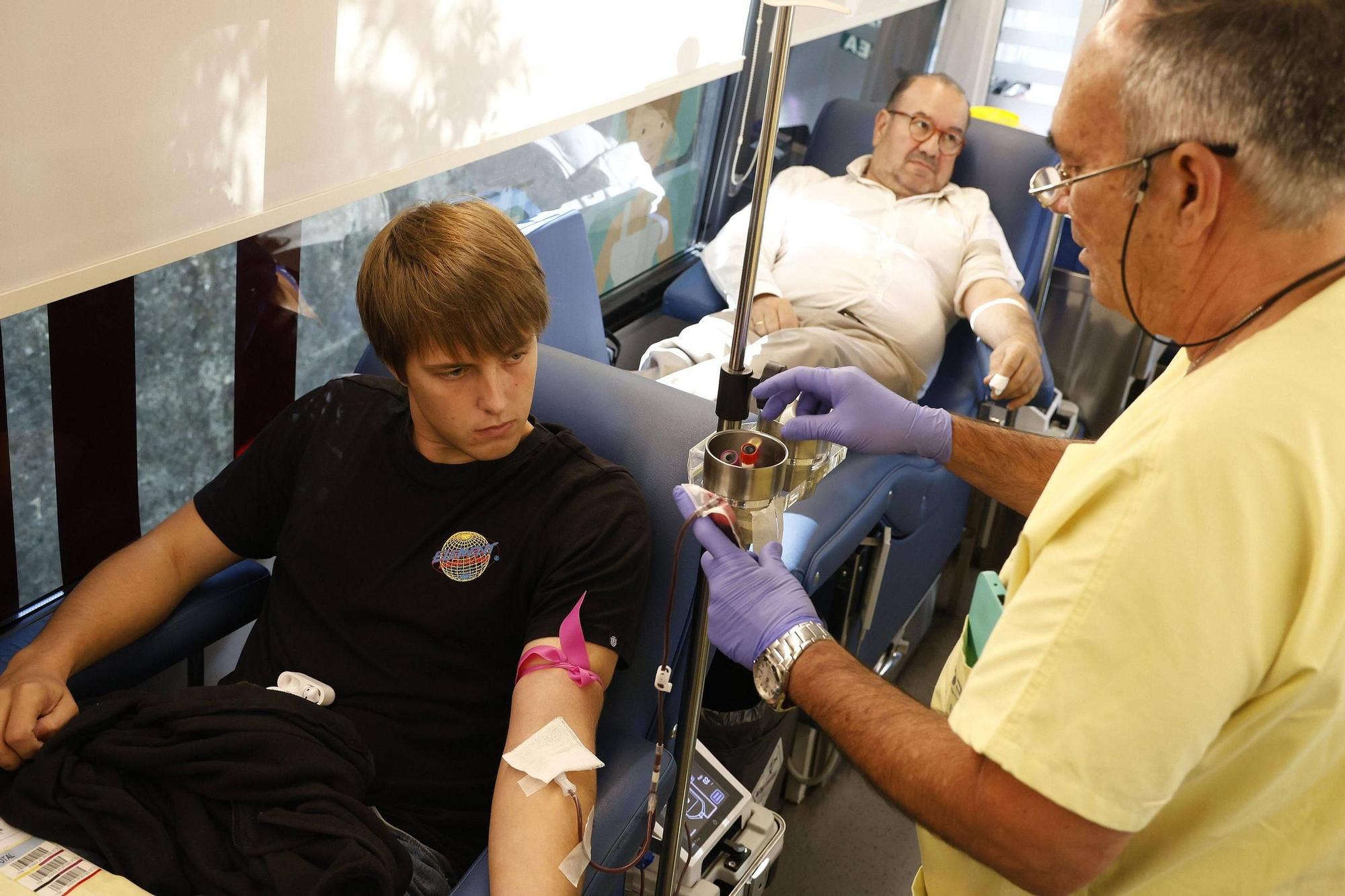 A USC inaugura a nova campaña de doazón de sangue das universidades galegas