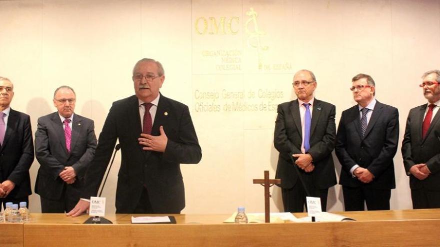 Serafín Romero toma posesión como nuevo presidente del Consejo General de Colegios de Médicos