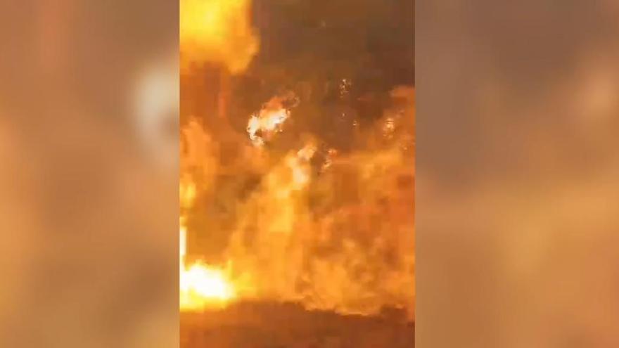 Vídeo: l'Incendi de les Gavarres des de l'interior d'un camió de bombers