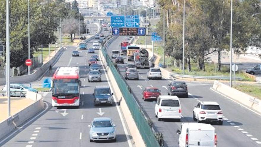 El Gobierno repara 12 pasarelas de la autovía A-7 entre Estepona y Mijas