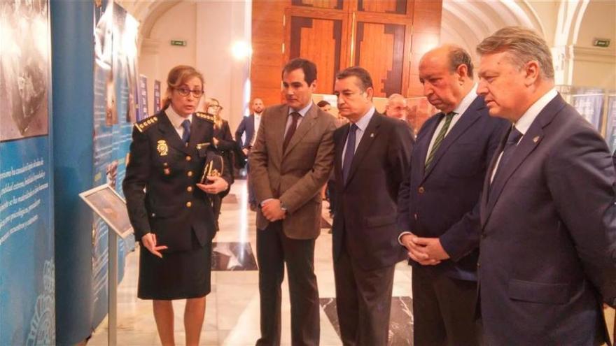 Una muestra recoge la lucha de la Policía Nacional contra el terrorismo