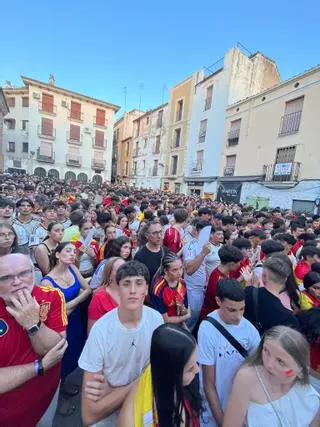 Fotogalería | Plasencia disfruta de la final desde la Plaza de San Martín