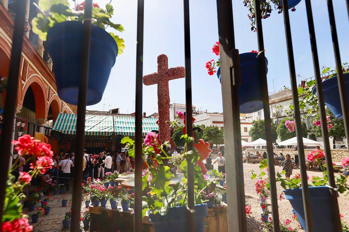Foto de archivo de las cruces de mayo de Córdoba.