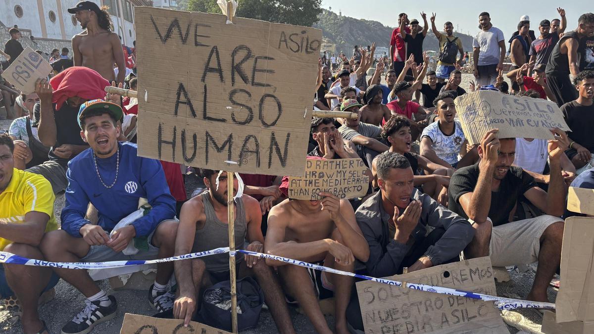 CRISIS MIGRATORIA | El caos en Ceuta ‘fuerza’ a cancelar un partido del Tenerife femenino en Marruecos