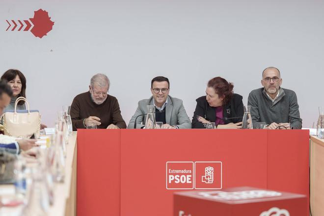 FOTOGALERÍA | Reunión de la Ejecutiva del PSOE este lunes en Mérida