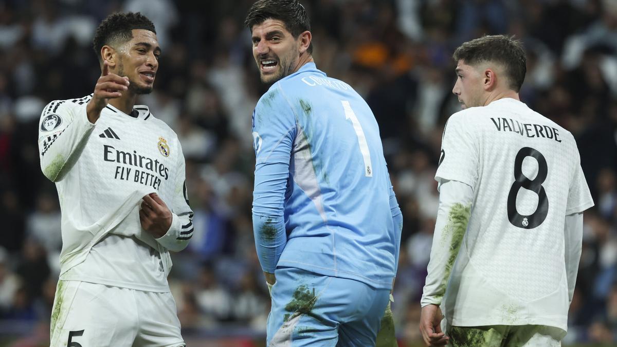Los jugadores del Real Madrid Jude Bellingham, Thibaut Courtois y Fede Valverde.