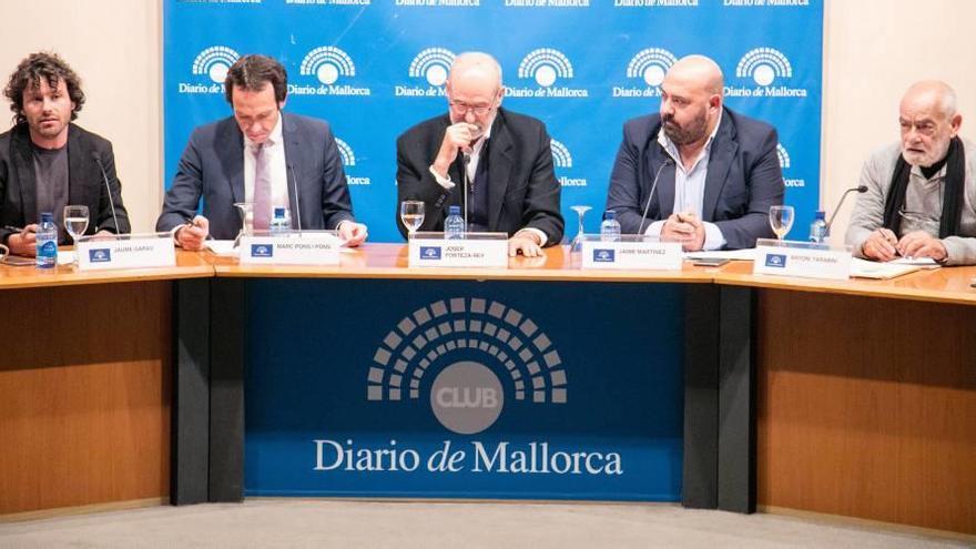 De izquierda a derecha, Jaume Garau, Marc Pons, Josep Forteza Rey, Jaime Martínez y Antoni Tarabini.