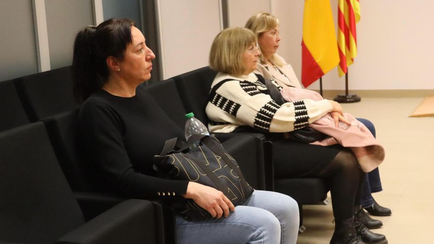 Juicio por un delito de odio en Benidorm: «Me llamaban ‘la enana’ y se reían de mí»