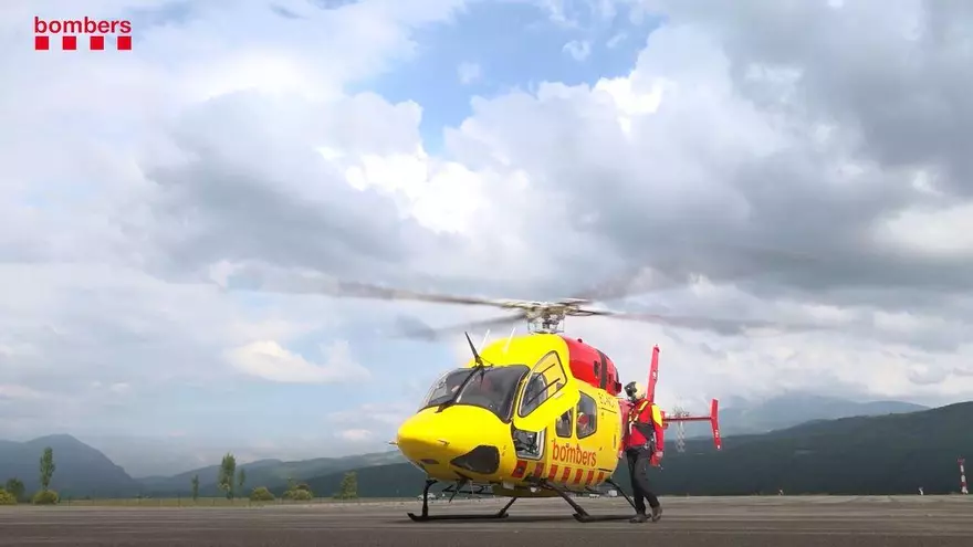 Els Bombers incorporen un nou helicòpter de rescat amb base permanent i personal mèdic del SEM