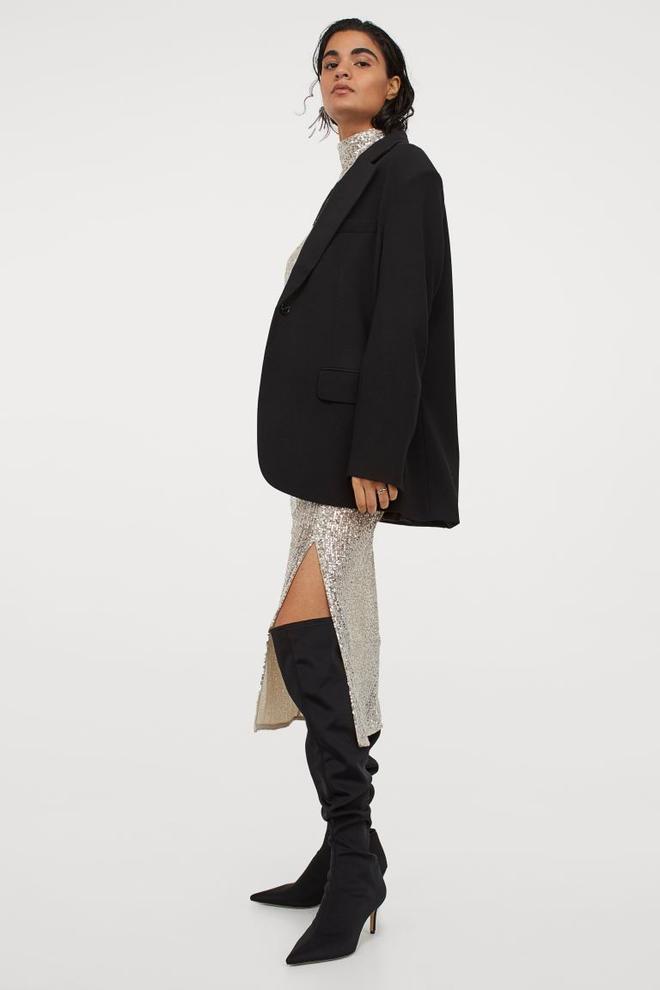 Falda midi de lentejuelas, de H&M