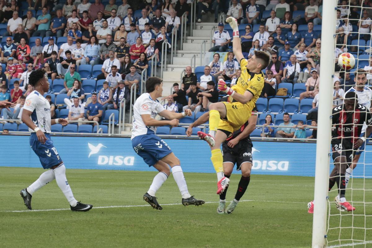 Partido de Primera RFEF CD Tenerife-Arenas