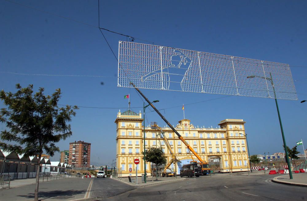 Comienzan los preparativos y el montaje de la portada y las casetas de cara a la semana de fiesta del 12 al 21 de agosto