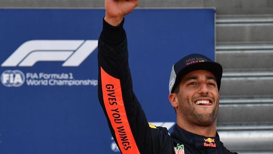 Ricciardo domina en las calles del Principado