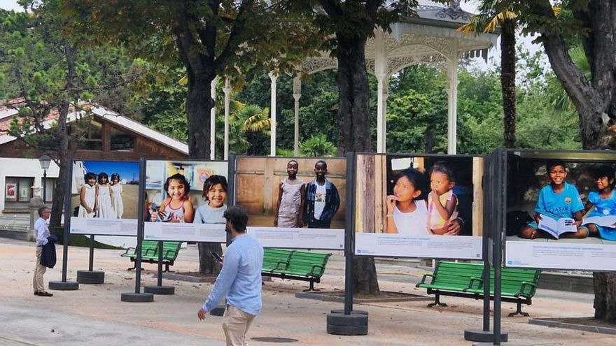 Exposición fotográfica en el paseo del Bombé | LNE
