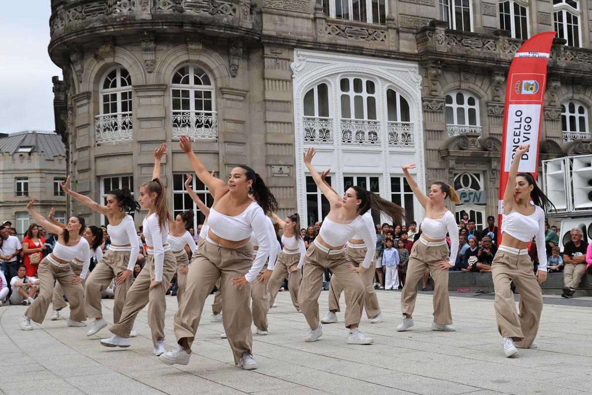 'Vikul' conquista a los espectadores en Porta do Sol