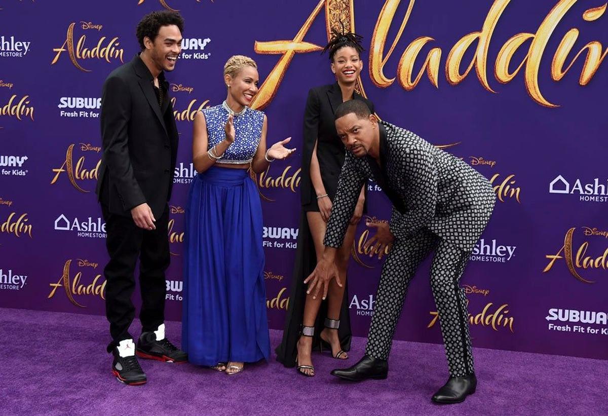 Will Smith bromea con su hija Willow en el estreno de 'Aladdin'