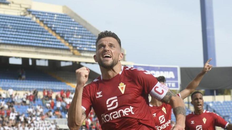 Carrasco celebra el primer gol del partido