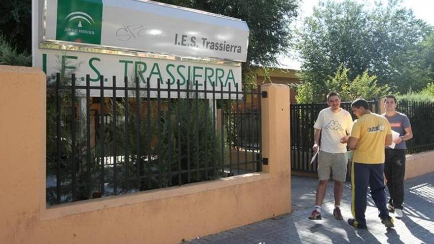 El IES Trassierra salta a las ondas