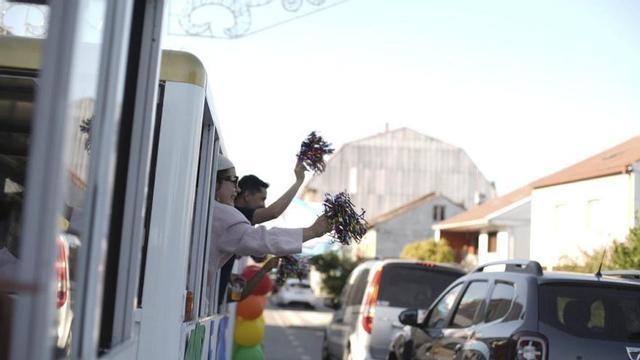 A viaxe desde O Bao a O Portiño en tren turístico percorreu gran parte da Arousa.