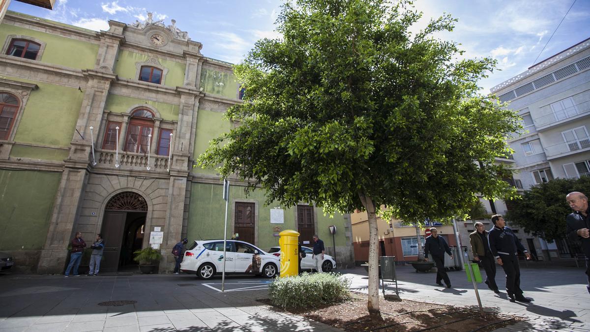 Antigua Escuela de Artes, en Santa Cruz.