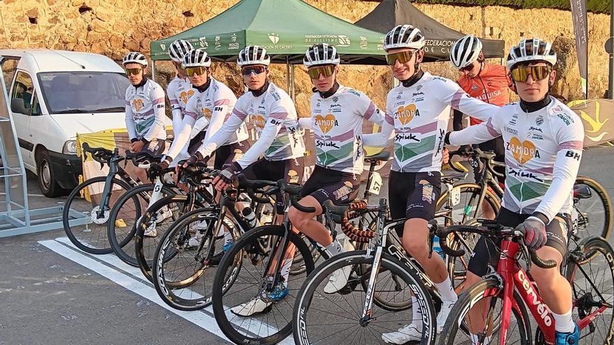 Gran arranque de competición para los júnior del Zamora Enamora de Ciclismo en la Vuelta a Extremadura
