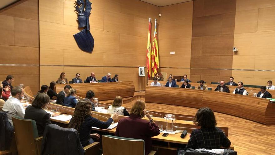 El PP apoya la petición de Vox en la diputación para ilegalizar a partidos separatistas