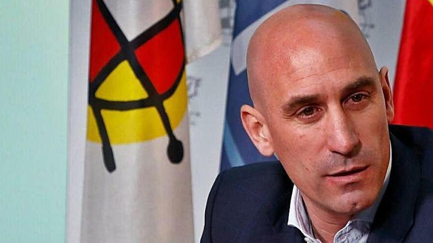 El Valencia CF se opone a la lista europea de Rubiales