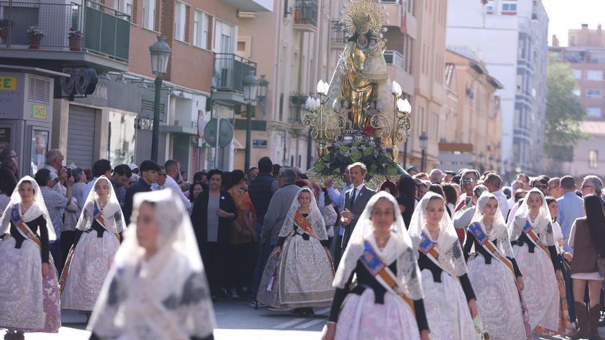 El Marítim recibe a la Virgen en una fiesta fallera por el 50-A de la Agrupación