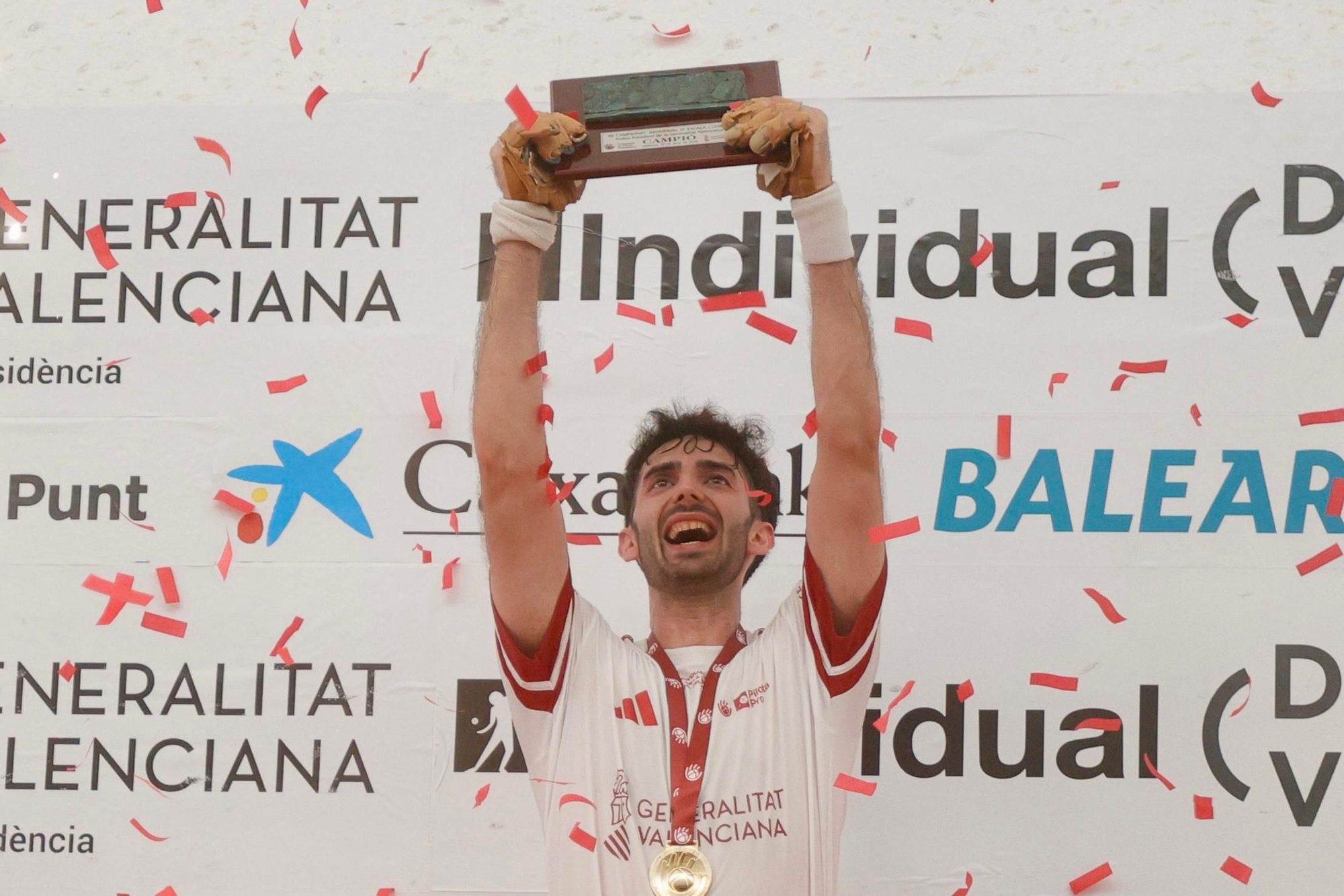 Todas las fotos de la final de escala i corda en Pelayo