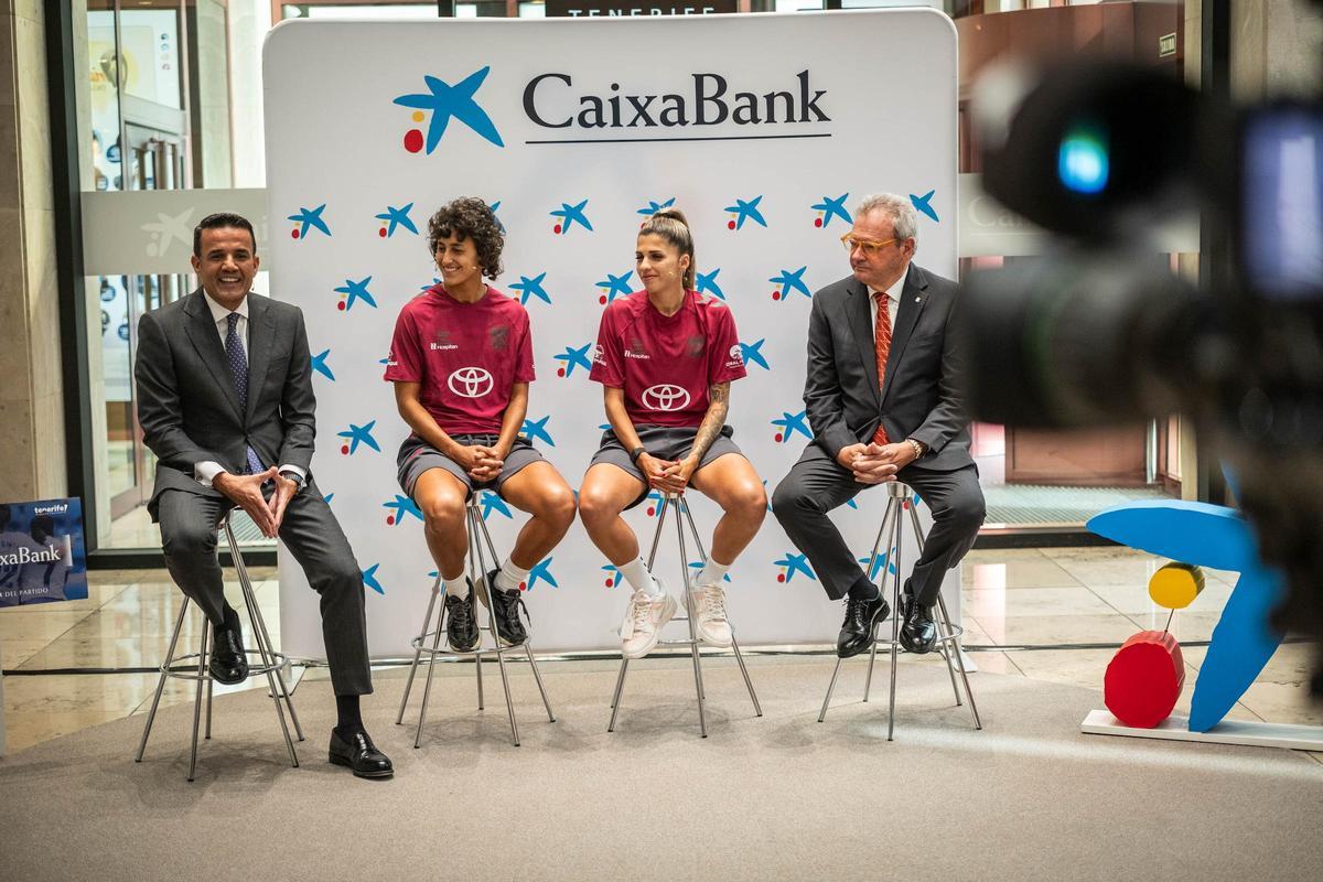 El CD Tenerife Femenino presenta el encuentro de Liga F Moeve entre el Costa Adeje Tenerife y el FC Barcelona El CD Tenerife Femenino presenta el encuentro de Liga F Moeve entre el Costa Adeje Tenerife y el FC Barcelona