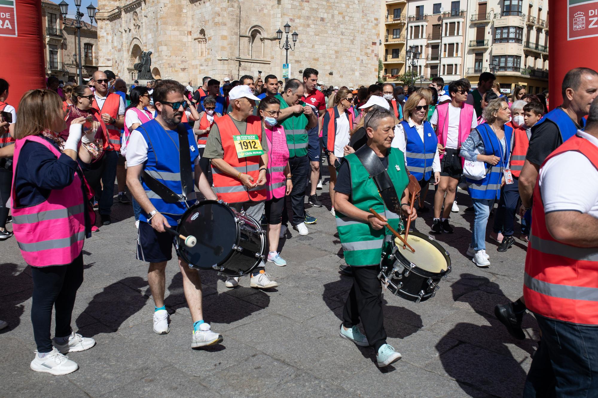 Marcha solidaria a favor de pacientes oncológicos de Zamora organizada por Azayca